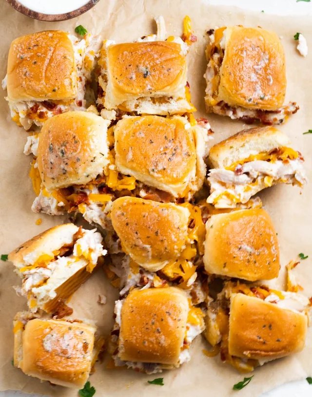 Chicken Bacon Ranch Sliders: A Quick Flavor Delight!