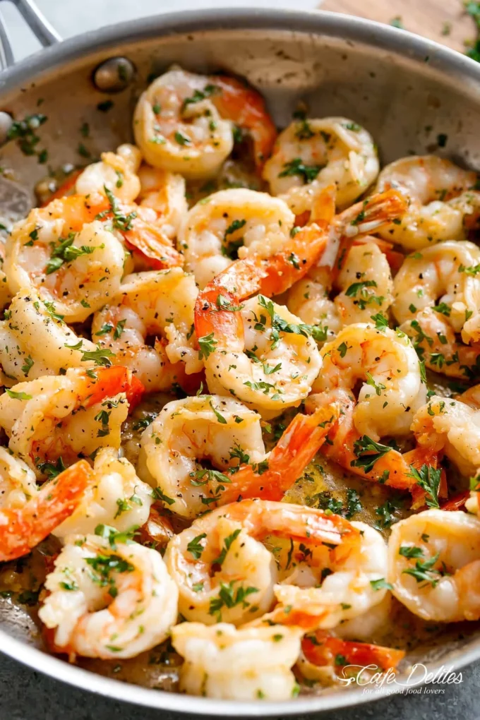Delicious garlic butter shrimp scampi served on a plate