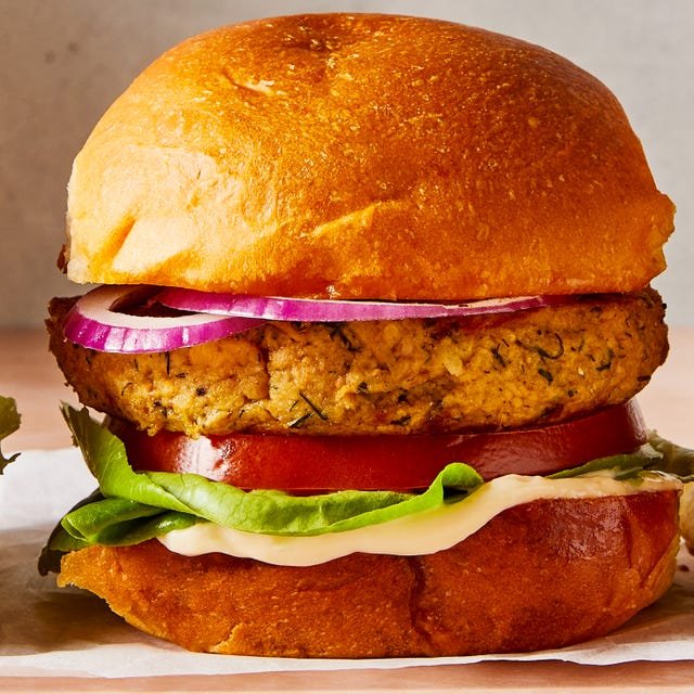 Classic Salmon Burger